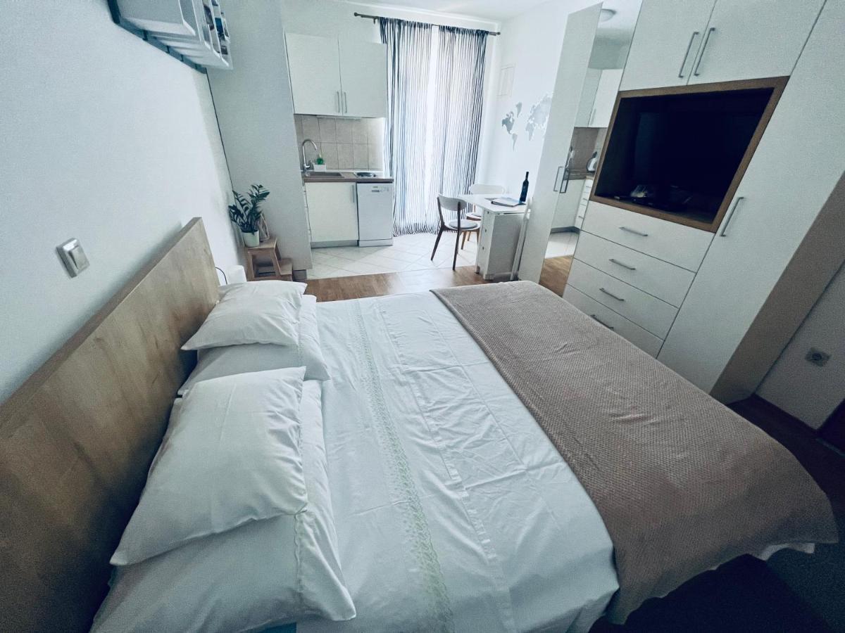 Jakov Apartments Оребич Экстерьер фото