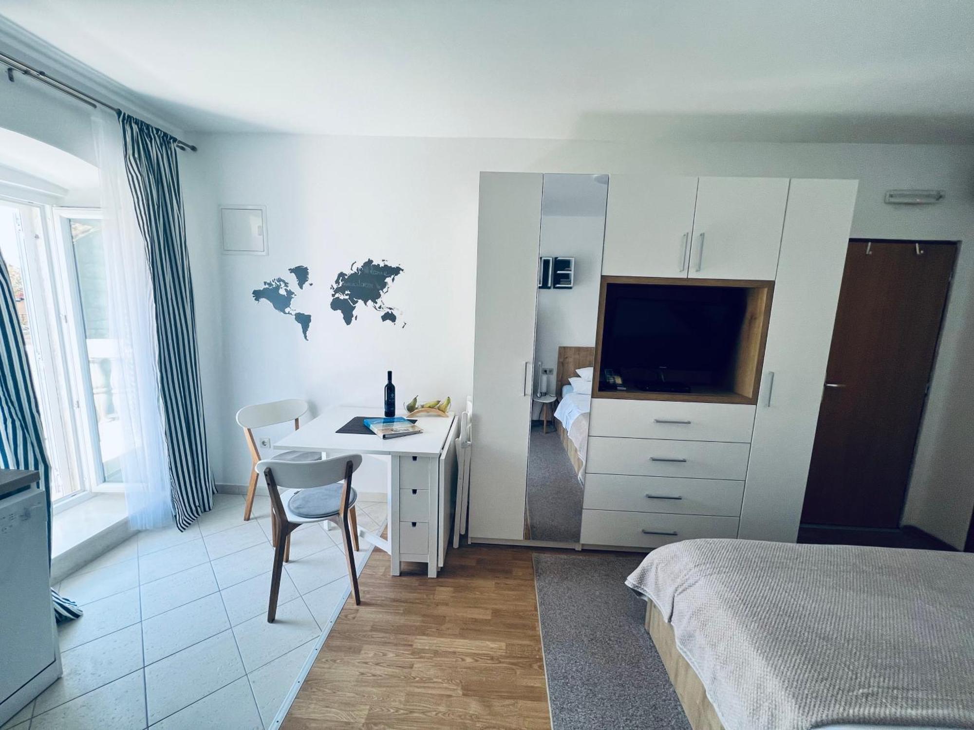 Jakov Apartments Оребич Экстерьер фото