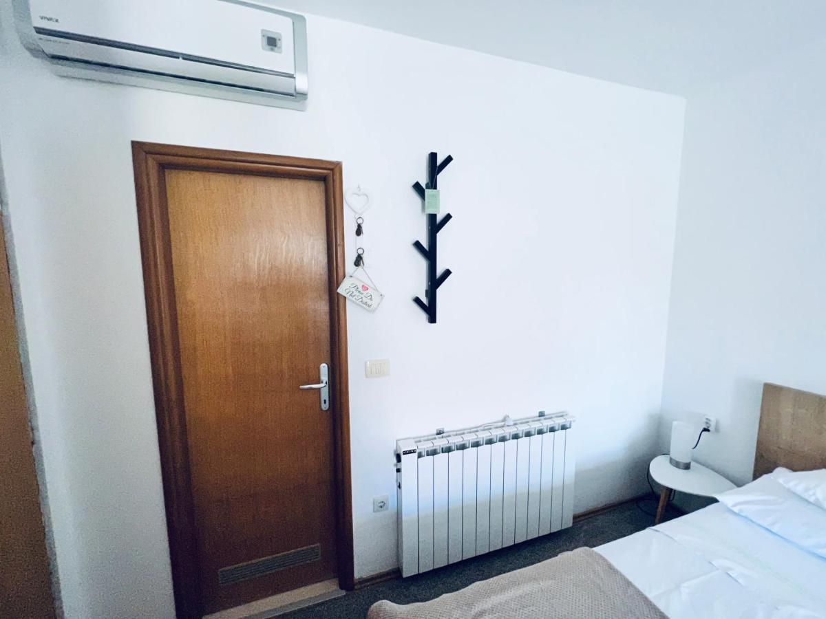 Jakov Apartments Оребич Экстерьер фото